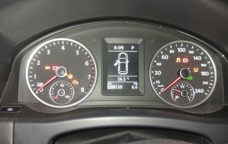 Volkswagen Tiguan I, 2010 год, 800 000 рублей, 3 фотография