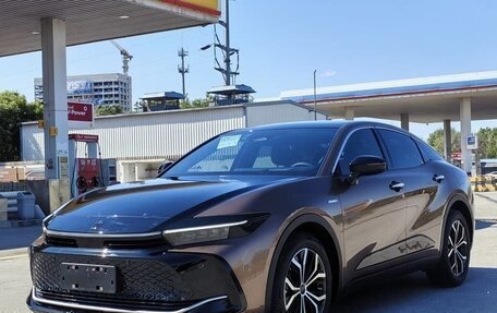 Toyota Crown, 2024 год, 4 800 000 рублей, 3 фотография