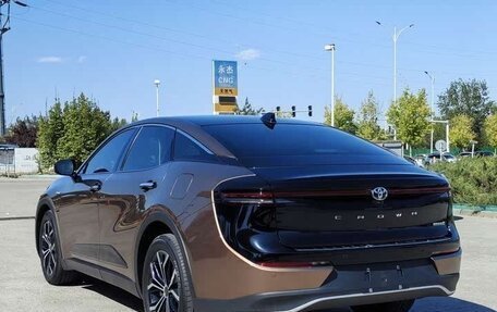 Toyota Crown, 2024 год, 4 800 000 рублей, 4 фотография