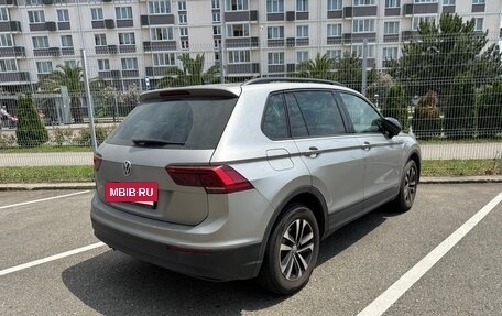 Volkswagen Tiguan II, 2019 год, 1 830 000 рублей, 2 фотография