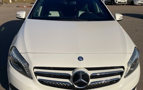 Mercedes-Benz A-Класс, 2014 год, 1 400 000 рублей, 3 фотография