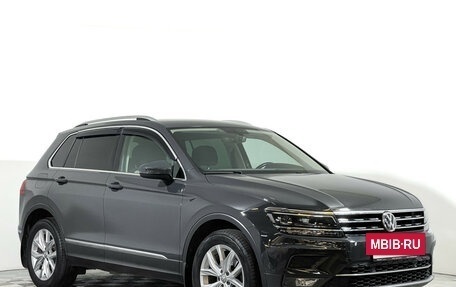 Volkswagen Tiguan II, 2018 год, 2 329 000 рублей, 3 фотография