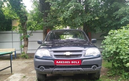 Chevrolet Niva I рестайлинг, 2012 год, 670 000 рублей, 2 фотография