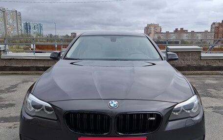 BMW 5 серия, 2016 год, 2 190 000 рублей, 2 фотография