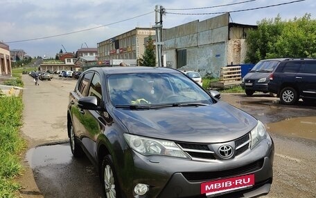 Toyota RAV4, 2013 год, 2 020 000 рублей, 4 фотография
