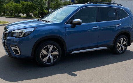 Subaru Forester, 2019 год, 2 650 000 рублей, 2 фотография