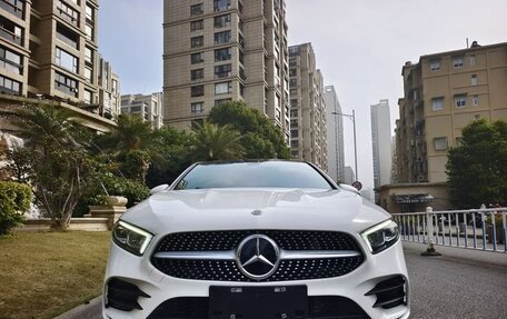 Mercedes-Benz A-Класс, 2021 год, 2 000 000 рублей, 2 фотография