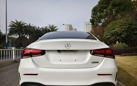 Mercedes-Benz A-Класс, 2021 год, 2 000 000 рублей, 3 фотография