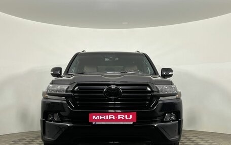 Toyota Land Cruiser 200, 2017 год, 6 700 000 рублей, 2 фотография