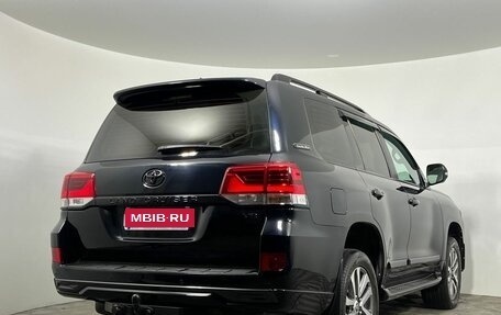 Toyota Land Cruiser 200, 2017 год, 6 700 000 рублей, 5 фотография