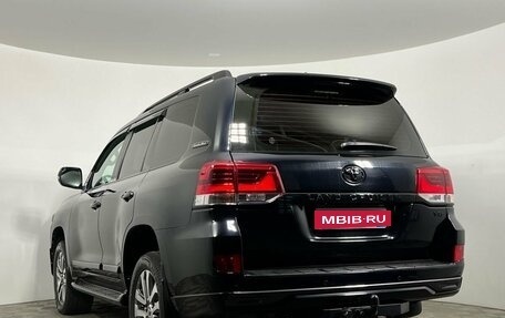 Toyota Land Cruiser 200, 2017 год, 6 700 000 рублей, 7 фотография