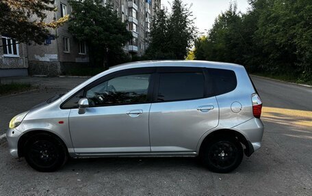 Honda Fit III, 2004 год, 440 000 рублей, 6 фотография