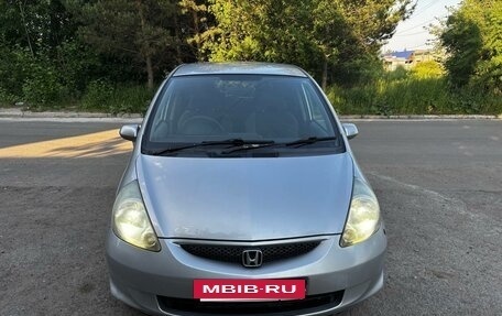 Honda Fit III, 2004 год, 440 000 рублей, 2 фотография
