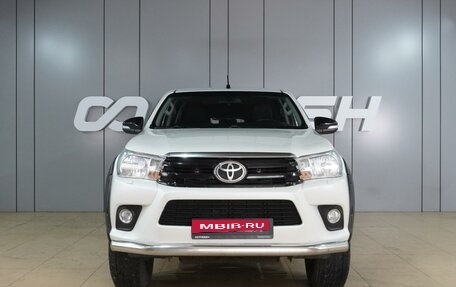 Toyota Hilux VIII, 2015 год, 3 465 000 рублей, 3 фотография