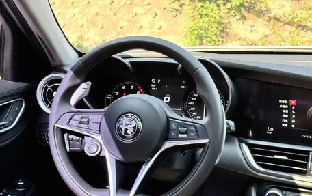 Alfa Romeo Giulia II, 2020 год, 2 500 000 рублей, 3 фотография
