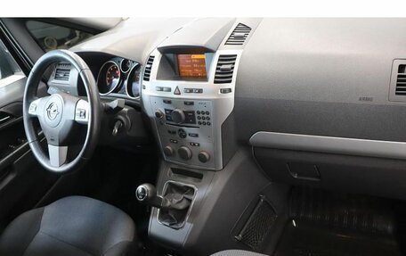 Opel Zafira B, 2014 год, 856 000 рублей, 5 фотография