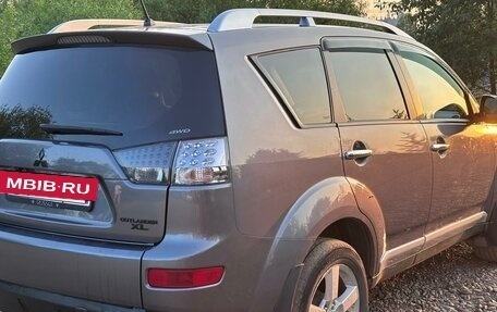 Mitsubishi Outlander III рестайлинг 3, 2008 год, 1 150 000 рублей, 3 фотография