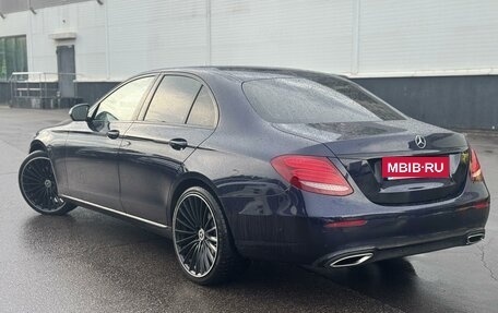 Mercedes-Benz E-Класс, 2016 год, 2 800 000 рублей, 5 фотография
