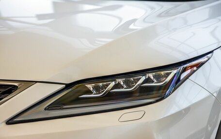 Lexus RX IV рестайлинг, 2019 год, 5 698 000 рублей, 9 фотография