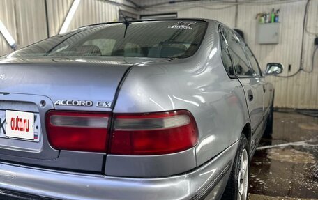 Honda Accord VII рестайлинг, 1997 год, 250 000 рублей, 3 фотография