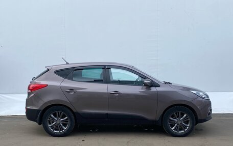 Hyundai ix35 I рестайлинг, 2014 год, 1 300 000 рублей, 4 фотография
