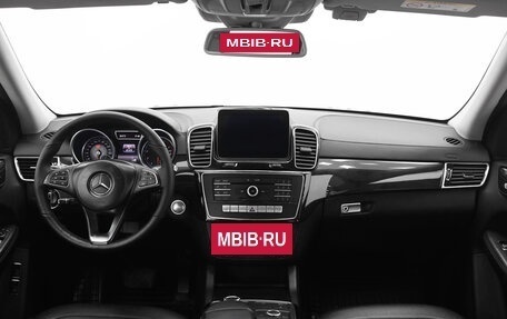 Mercedes-Benz GLS, 2017 год, 3 990 999 рублей, 8 фотография