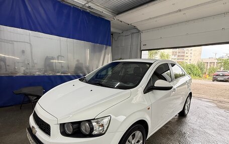 Chevrolet Aveo III, 2015 год, 890 000 рублей, 2 фотография