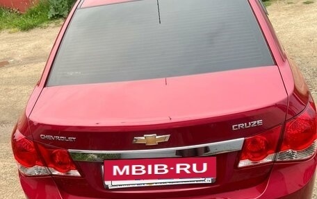 Chevrolet Cruze II, 2011 год, 680 000 рублей, 3 фотография