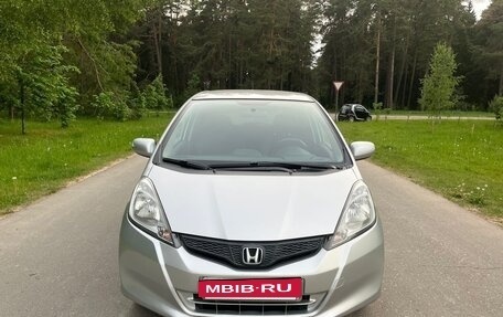Honda Jazz II рестайлинг, 2011 год, 745 000 рублей, 4 фотография