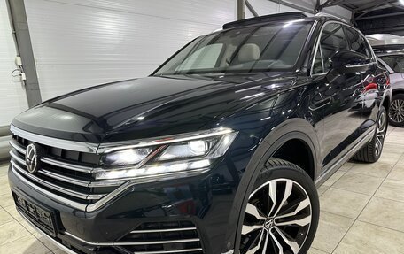 Volkswagen Touareg III, 2021 год, 5 800 000 рублей, 3 фотография