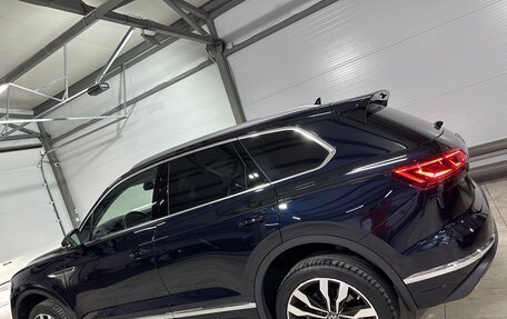 Volkswagen Touareg III, 2021 год, 5 800 000 рублей, 10 фотография
