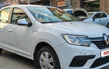 Renault Logan II, 2020 год, 880 000 рублей, 3 фотография