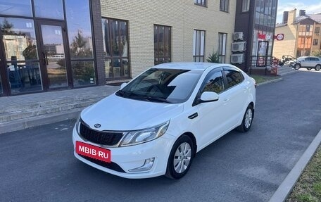 KIA Rio III рестайлинг, 2013 год, 980 000 рублей, 3 фотография