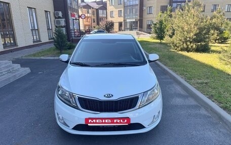 KIA Rio III рестайлинг, 2013 год, 980 000 рублей, 2 фотография