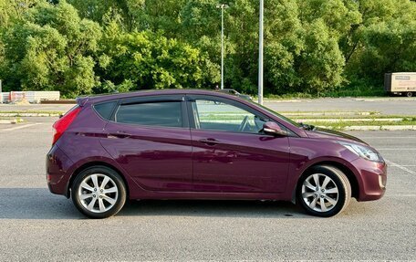 Hyundai Solaris II рестайлинг, 2011 год, 900 000 рублей, 3 фотография