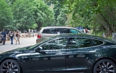 Tesla Model S I, 2014 год, 1 890 000 рублей, 1 фотография