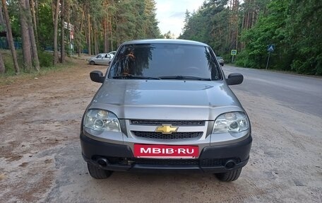 Chevrolet Niva I рестайлинг, 2011 год, 425 000 рублей, 7 фотография