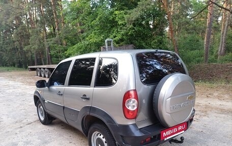 Chevrolet Niva I рестайлинг, 2011 год, 425 000 рублей, 6 фотография
