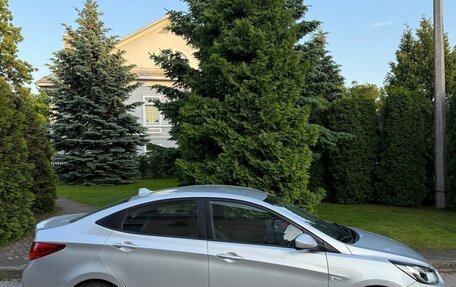 Hyundai Solaris II рестайлинг, 2011 год, 970 000 рублей, 2 фотография