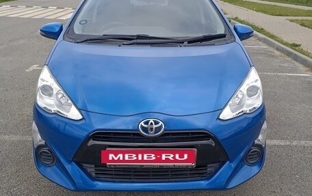 Toyota Aqua I, 2017 год, 1 190 000 рублей, 2 фотография