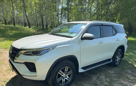 Toyota Fortuner II, 2021 год, 5 600 000 рублей, 3 фотография