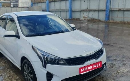 KIA Rio IV, 2021 год, 1 375 000 рублей, 3 фотография