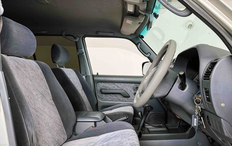 Toyota Land Cruiser Prado 90 рестайлинг, 1998 год, 1 300 000 рублей, 11 фотография