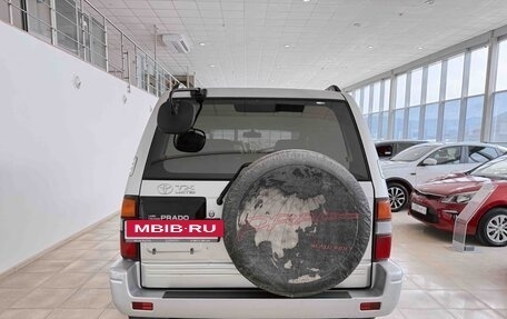 Toyota Land Cruiser Prado 90 рестайлинг, 1998 год, 1 300 000 рублей, 6 фотография