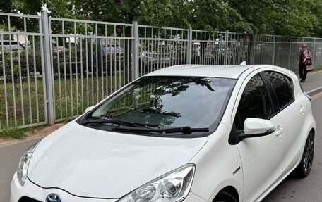 Toyota Aqua I, 2014 год, 1 050 000 рублей, 3 фотография
