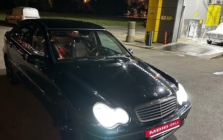 Mercedes-Benz C-Класс, 2006 год, 750 000 рублей, 2 фотография