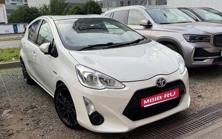 Toyota Aqua I, 2014 год, 1 050 000 рублей, 4 фотография