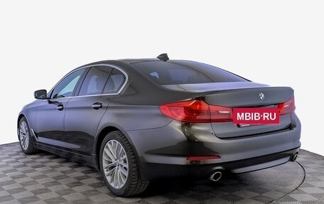 BMW 5 серия, 2018 год, 2 500 000 рублей, 7 фотография