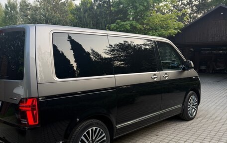 Volkswagen Multivan T6 рестайлинг, 2020 год, 7 100 000 рублей, 5 фотография