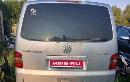 Volkswagen Transporter T5 рестайлинг, 2004 год, 650 000 рублей, 2 фотография